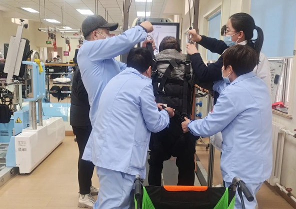 上海开一家护工公司需要投资多少钱店铺呢