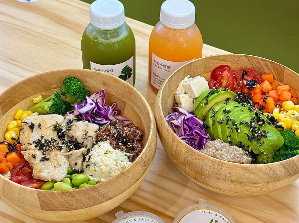 上海开一家轻食店需要投资多少？全流程成本解析