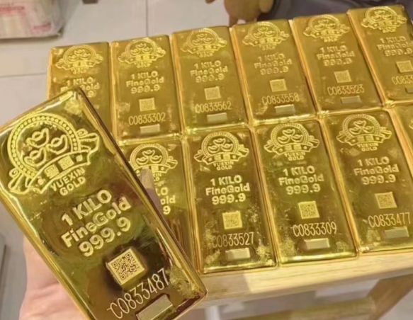 上海黄金现货投资多少钱？从入门到精通的成本解析