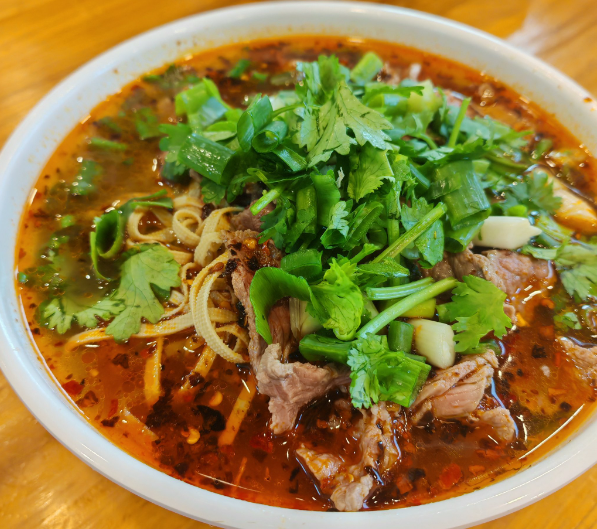 上海开牛肉汤店需要投资多少钱？投资成本构成