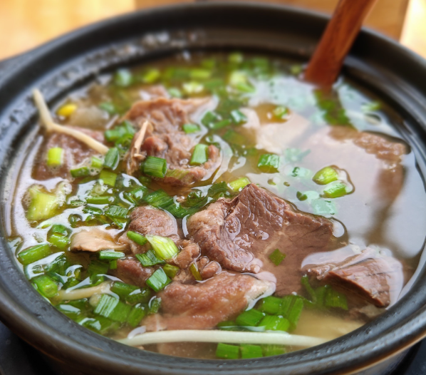 上海开个砂锅店需要多少投资？全流程成本解析