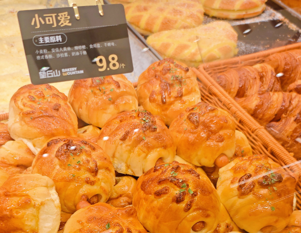 上海开个面包店投资多少钱？全维度成本解析与实战指南