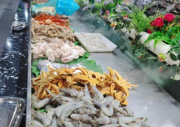 开一家自助海鲜店大概投资多少钱？核心成本构成
