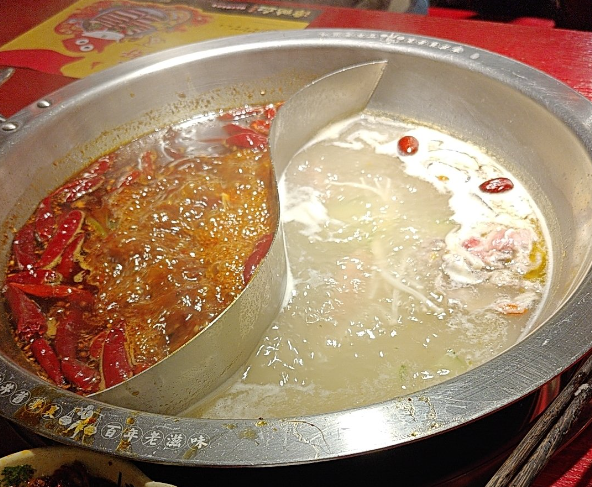 上海开家火锅店投资多少钱？全维度成本解析