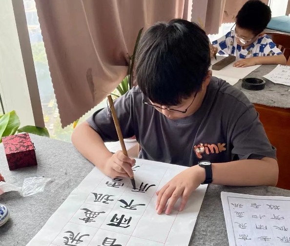 练字加盟需要多少钱？解析行业成本与盈利逻辑