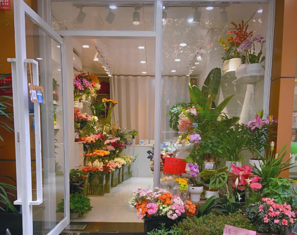 上海开花店一般要投资多少钱？全流程成本解析与实战指南