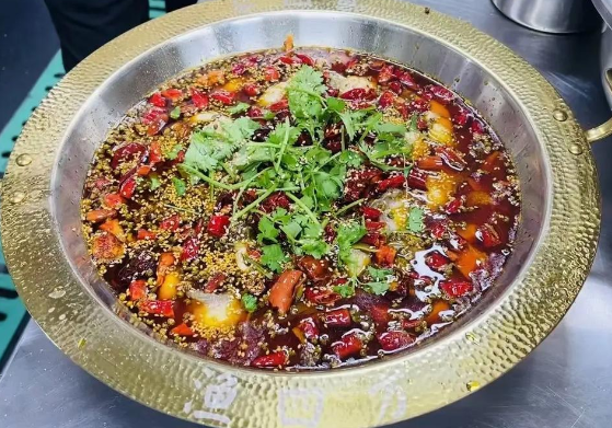 开个鱼火锅店要投资多少钱？全流程成本解析