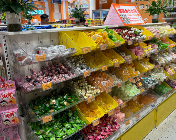 上海开上海连锁店零食店要多少钱