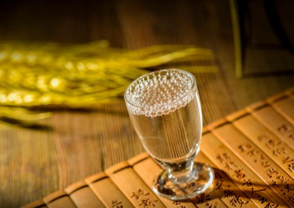 上海白酒加盟投资多少钱？上海白酒加盟投资指南