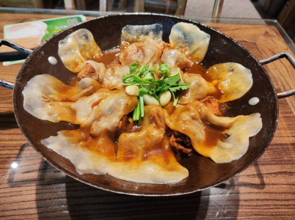 开地锅鸡赚钱吗？深度解析餐饮赛道的机遇与挑战