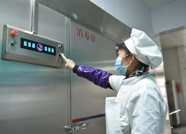 上海开上海消毒餐具店赚钱吗