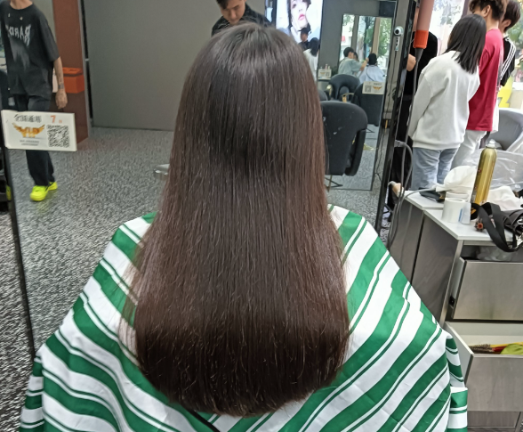 开美发连锁店要多少钱？全流程成本解析