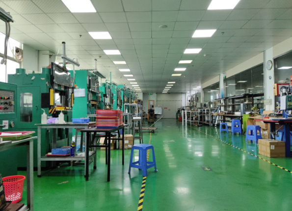 上海开铂金首饰加工厂店赚钱吗