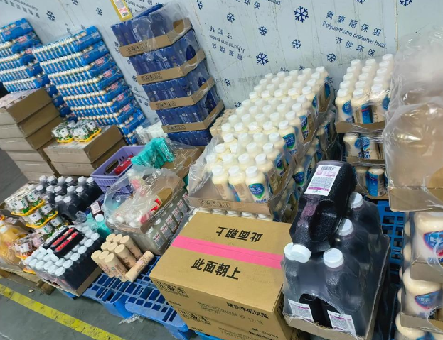 开奶制品批发店赚钱吗
