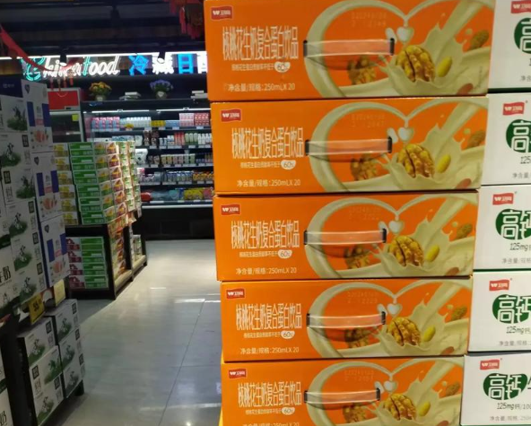 开牛奶批发店赚钱吗？市场前景分析