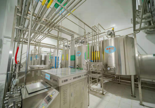 开乳品厂店赚钱吗？投资经营策略分析
