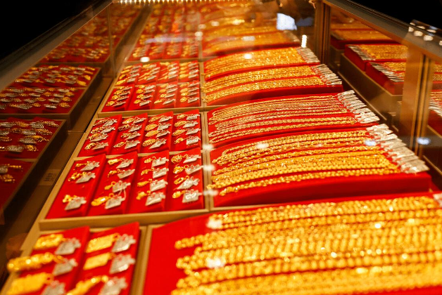 上海开金店好吗？店铺多少钱