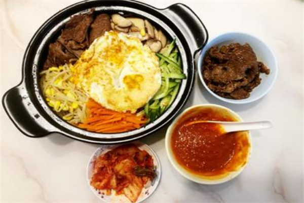 朴香村拌饭
