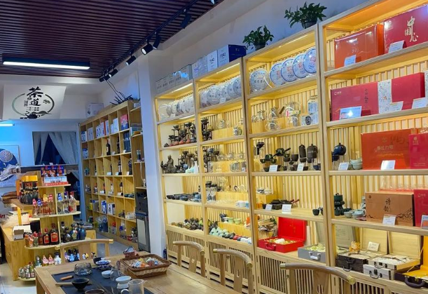 开烟酒店需要投资多少钱？2025年最新成本分析