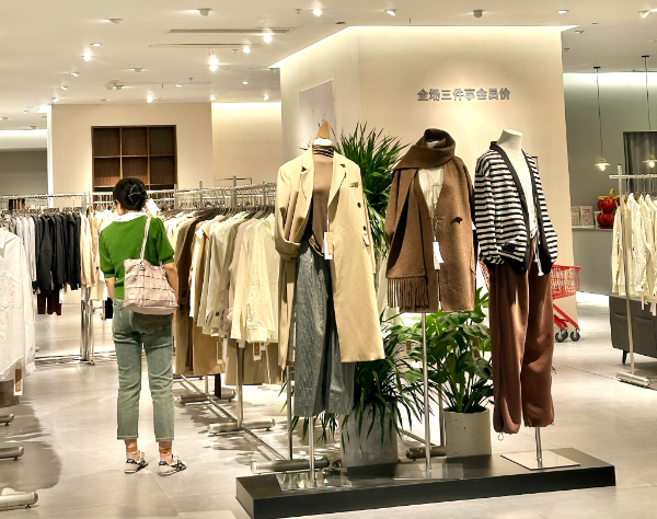 开服装店大概需要投资多少钱？全流程成本解析