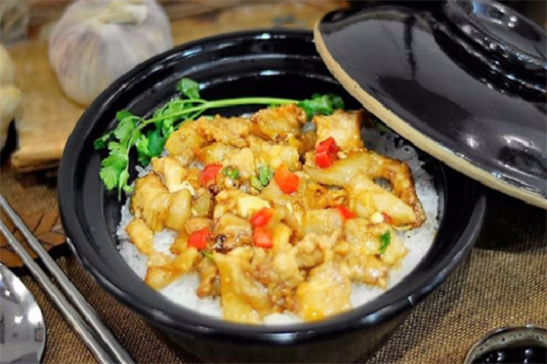 米萌仔煲仔饭