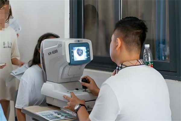 雾之光视力矫正