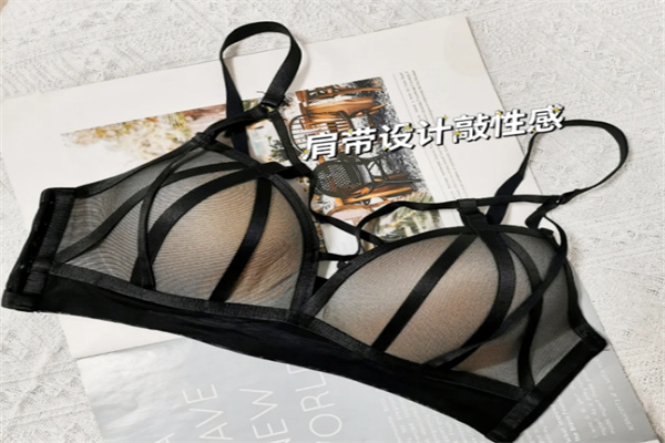 黑色公主内衣