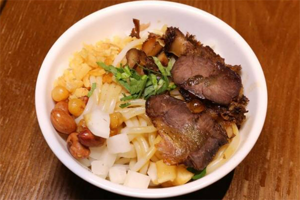 卤十五卤粉铺