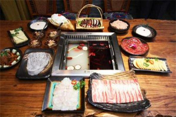 爱上锅自助火锅店