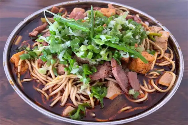 巴实面庄面馆