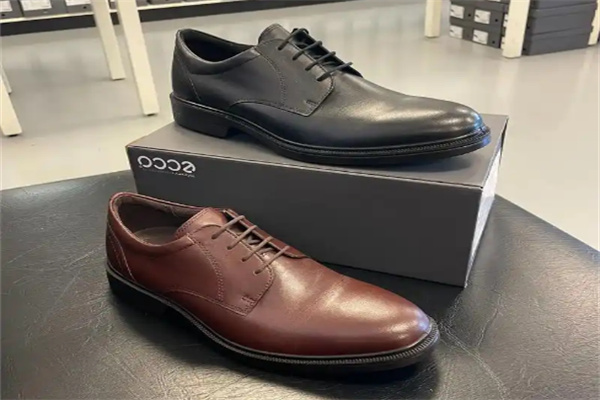 ecco男鞋