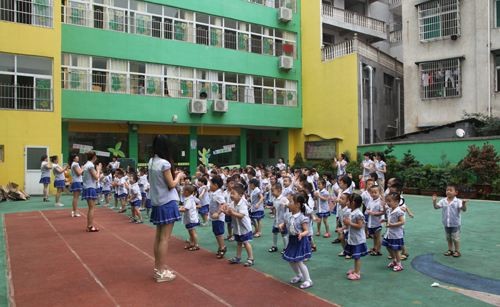 小太阳幼儿园加盟