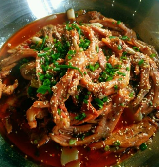 田大师鸭爪爪特色火锅