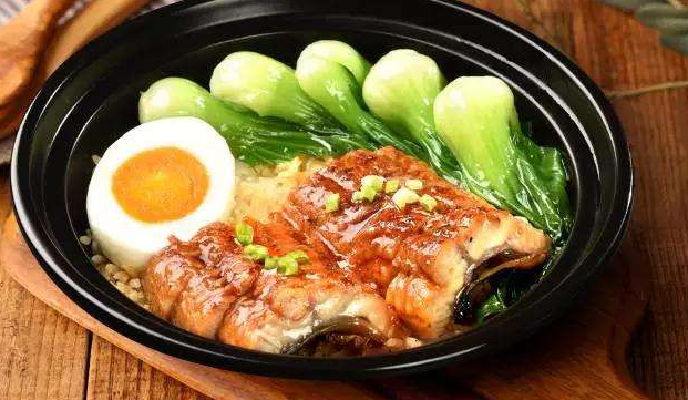 有小厨煲仔饭