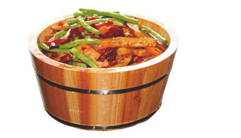 美食密码木桶滋滋锅