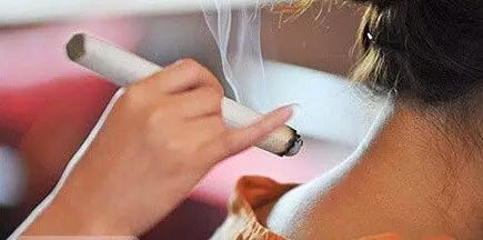 千年艾灸道养生馆