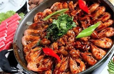 鱼满塘焖锅