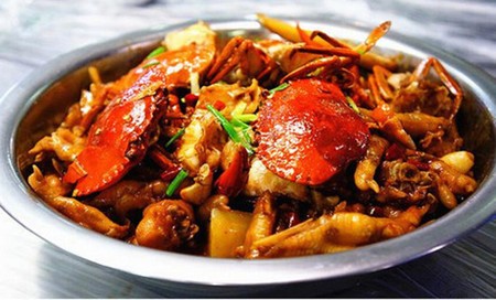 炉茶小龙虾肉蟹煲
