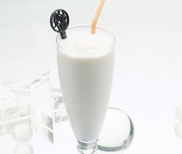 椰二三手摇椰奶茶加盟