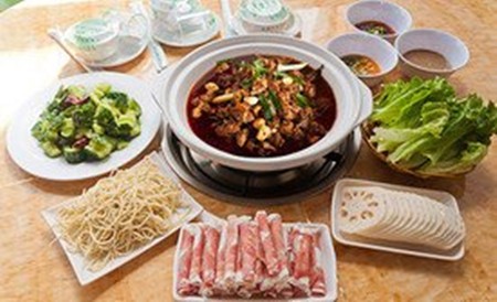 兔巴锅火锅