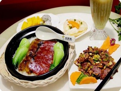 味臻美快餐加盟