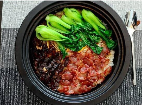 碗江南煲仔饭