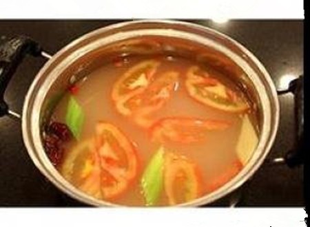 辣匠旋转火锅