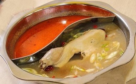 辣人辣事重庆老火锅