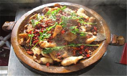 回味鲜石锅鱼加盟