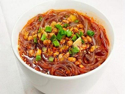 味觉杂酱酸辣粉加盟
