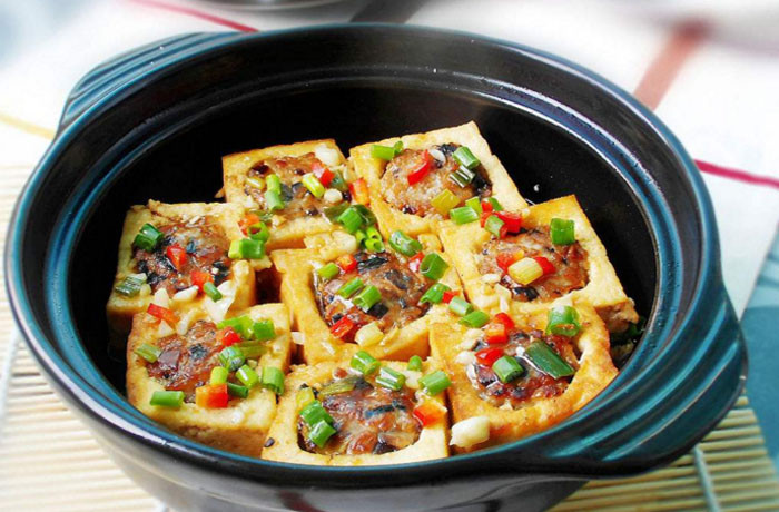 巧仙婆砂锅焖鱼米饭