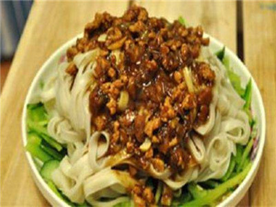 张彩会手擀麻辣面加盟