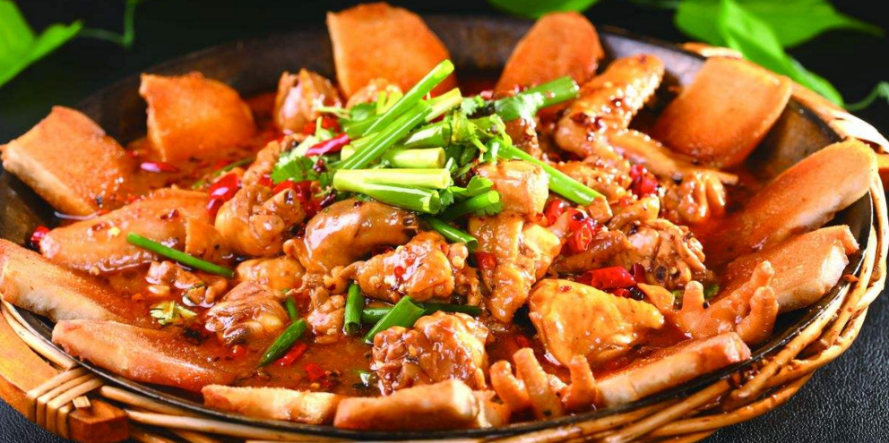 洋小姐爱地锅餐饮加盟
