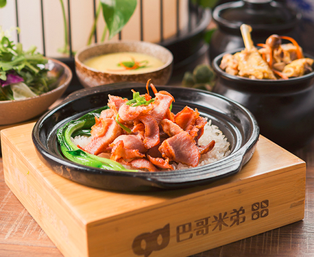 巴哥米弟煲仔饭加盟